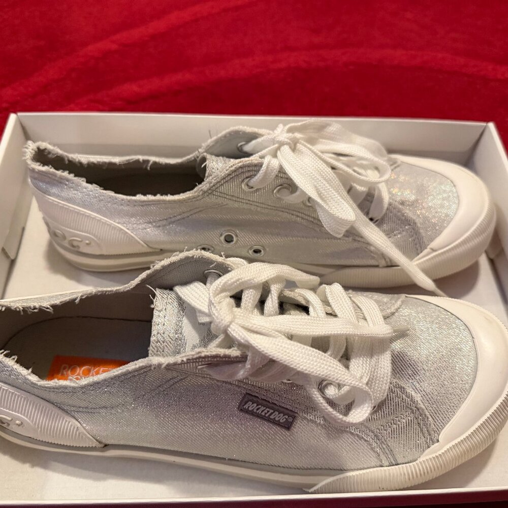 Rocket Dog silver sneakers - Picture 6 of 8